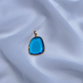 Blue Topaz 18KT Gold Pendant with Diamonds