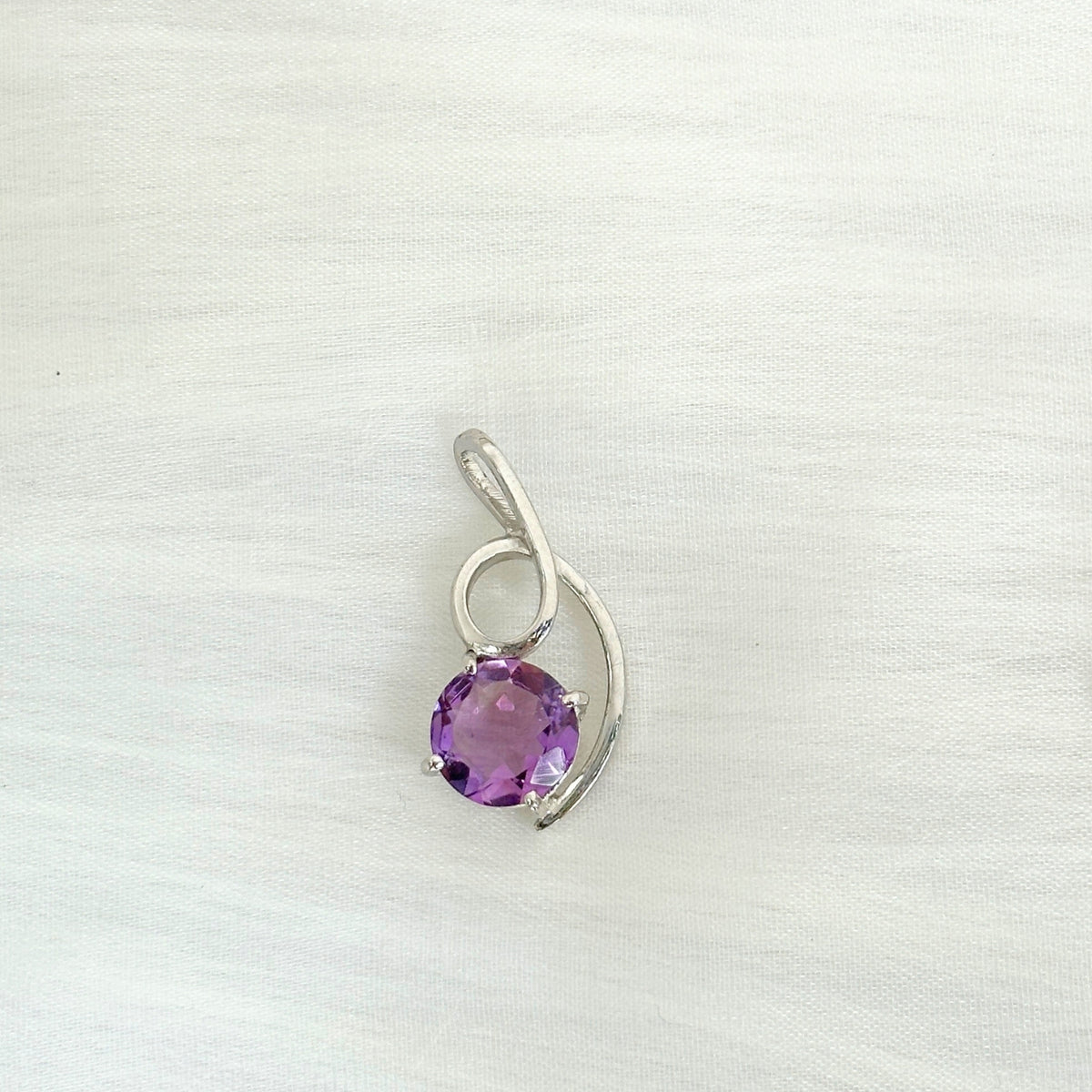 Twisted Amethyst Silver 925 Pendant