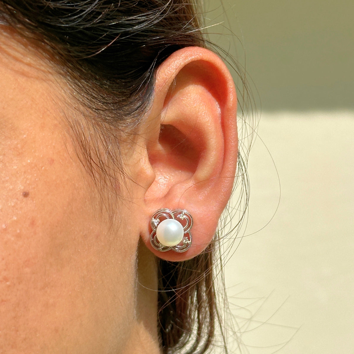 Lucia Pearl Silver 925 Studs