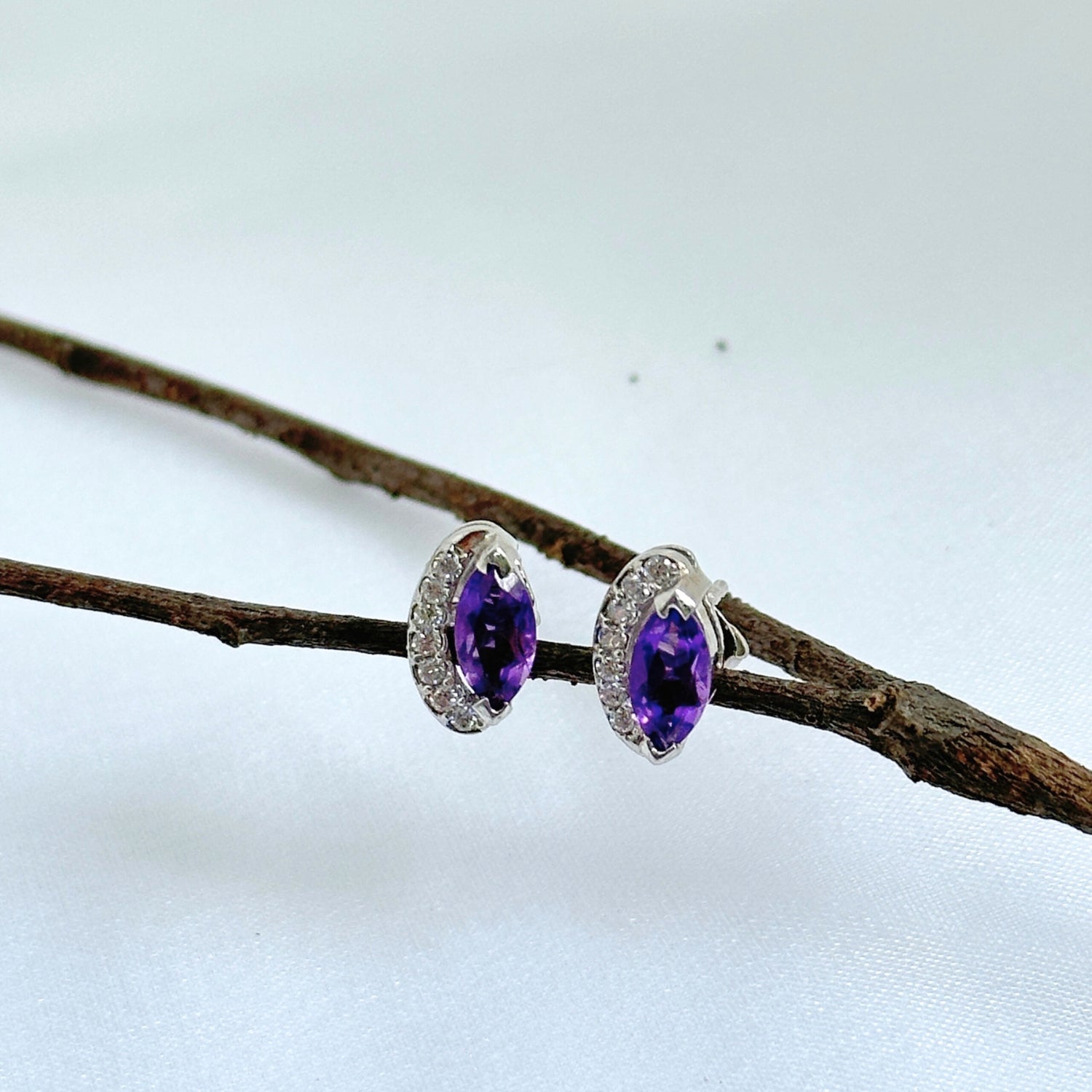 Lucius Amethyst Silver 925 Studs