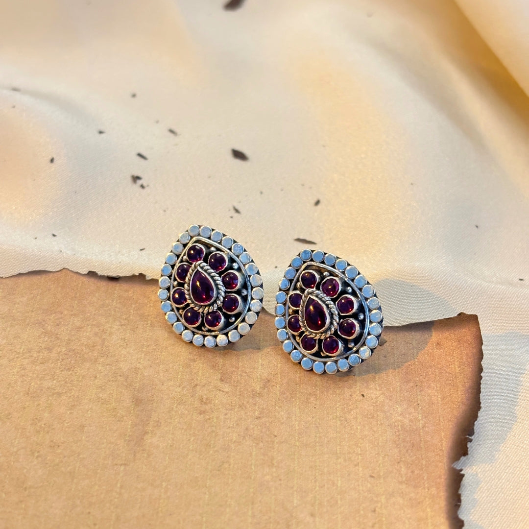 Avasa Silver 925 Studs