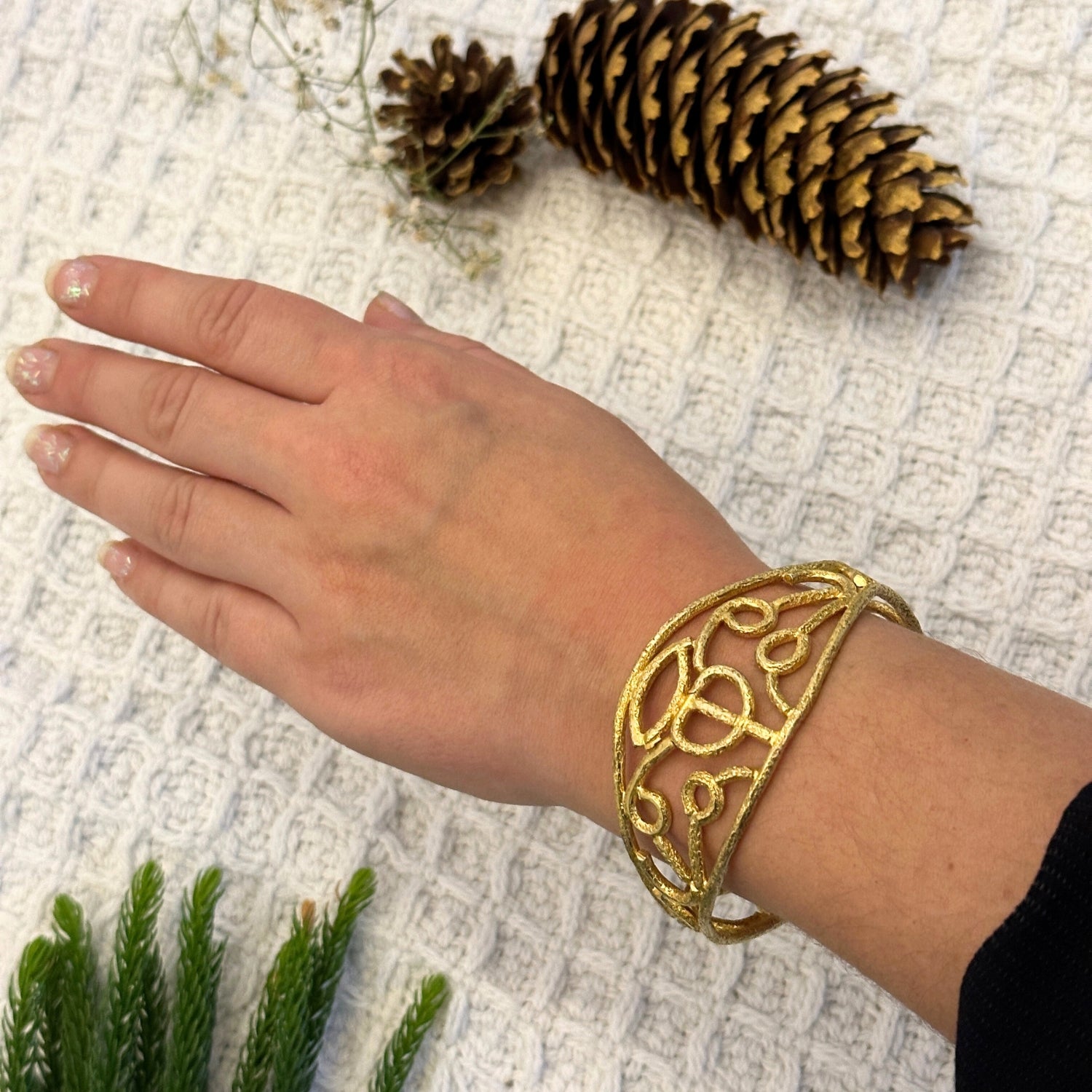 Unique Golden Cuff