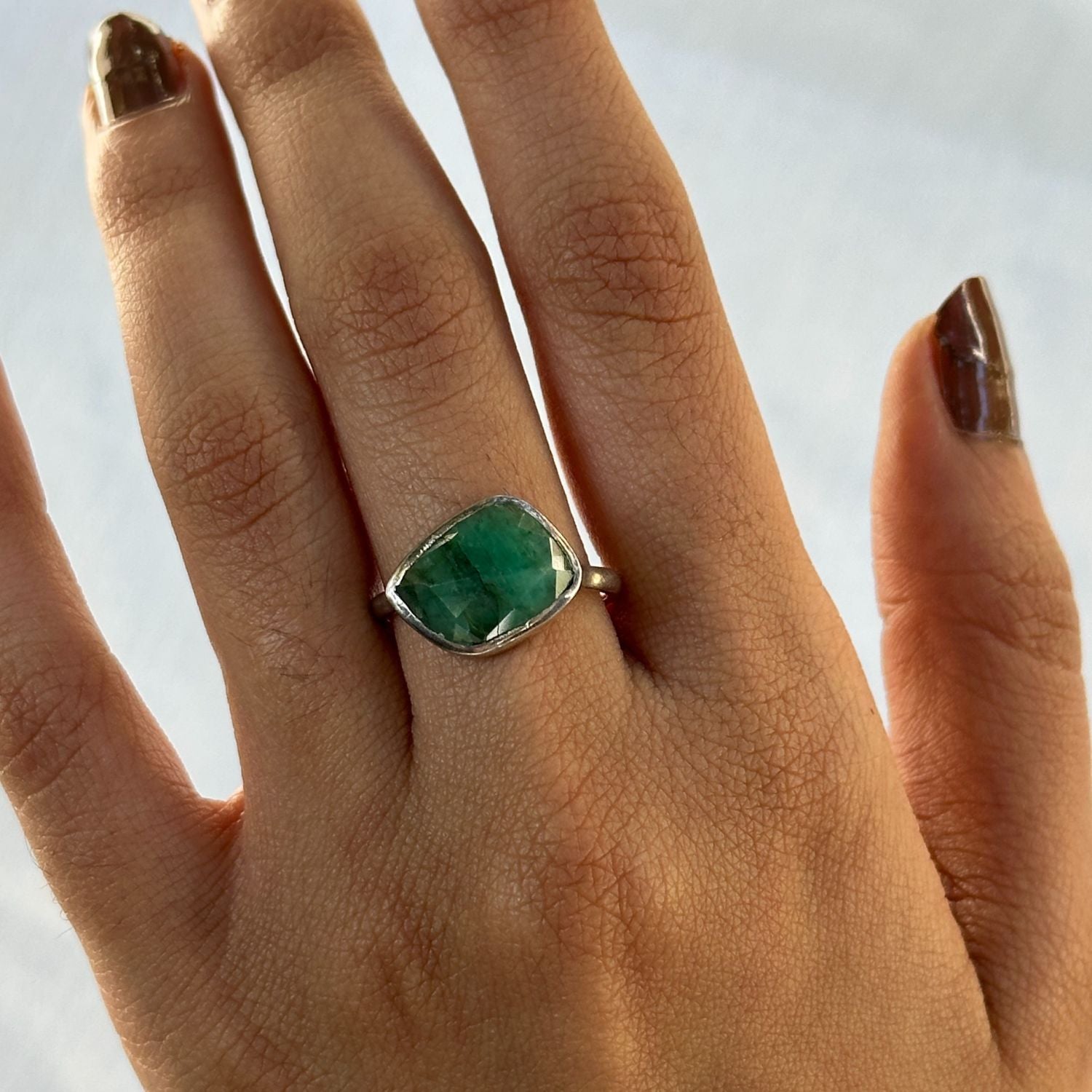 Poppy Silver 925 Emerald Ring