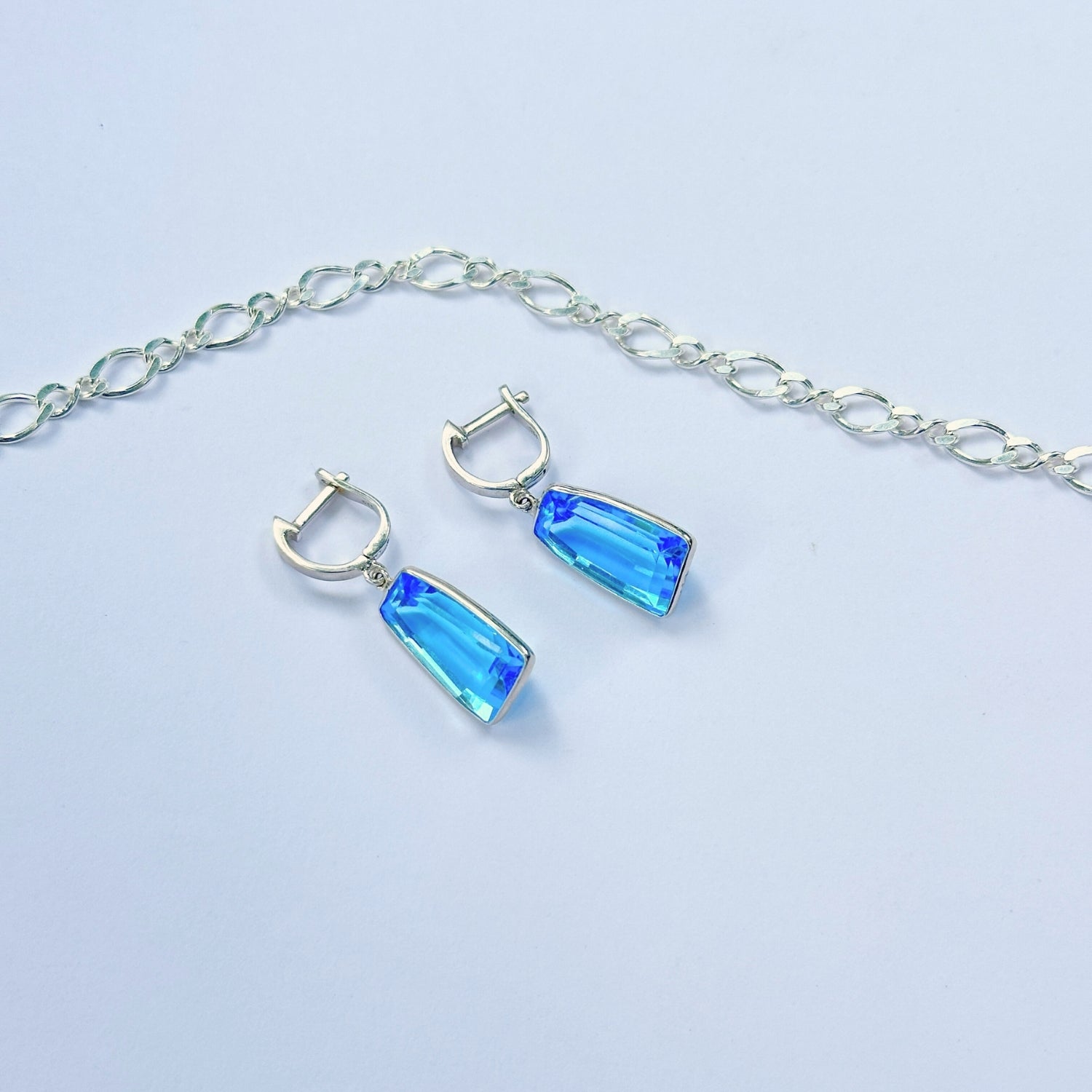 Mandelina Blue Topaz Silver 925 Earrings