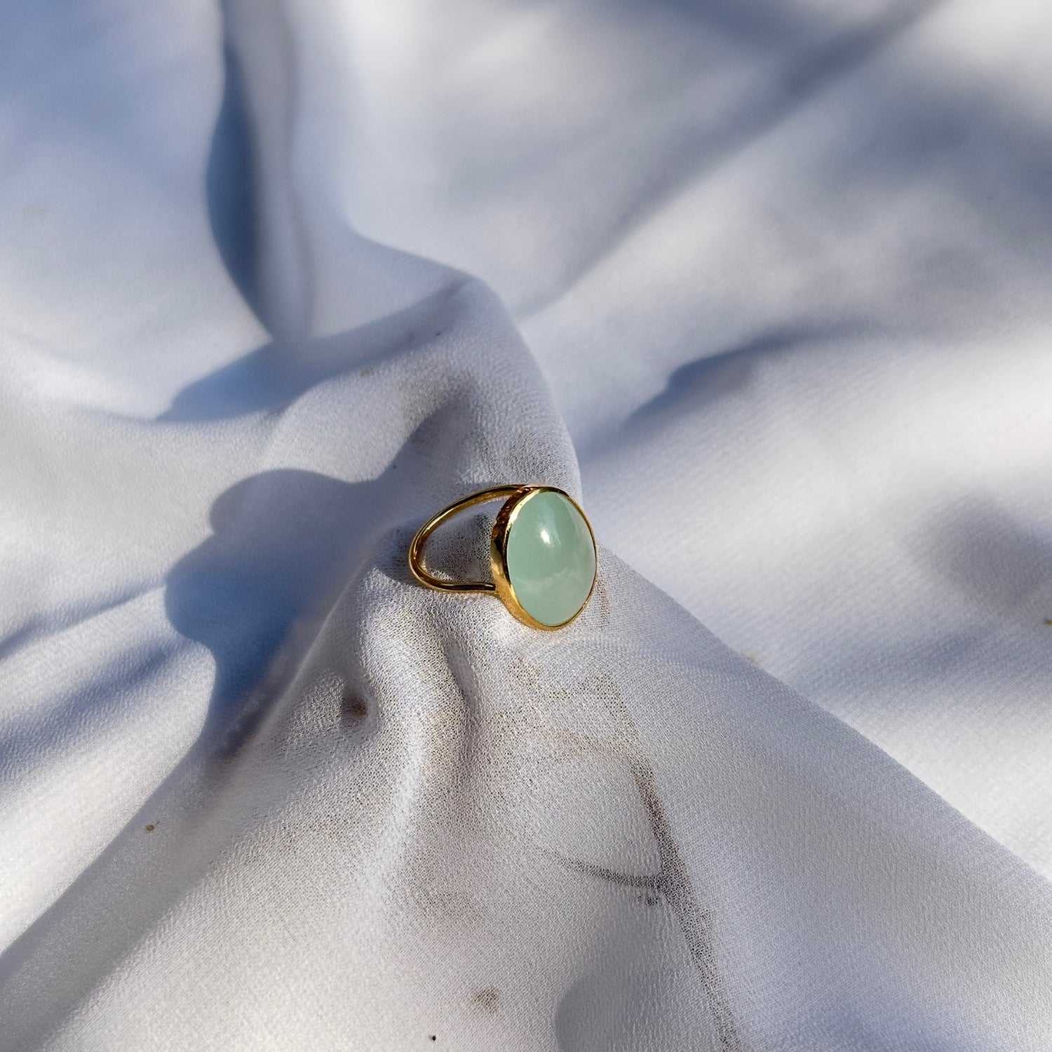 Aquamarine Oval 18KT Gold Ring