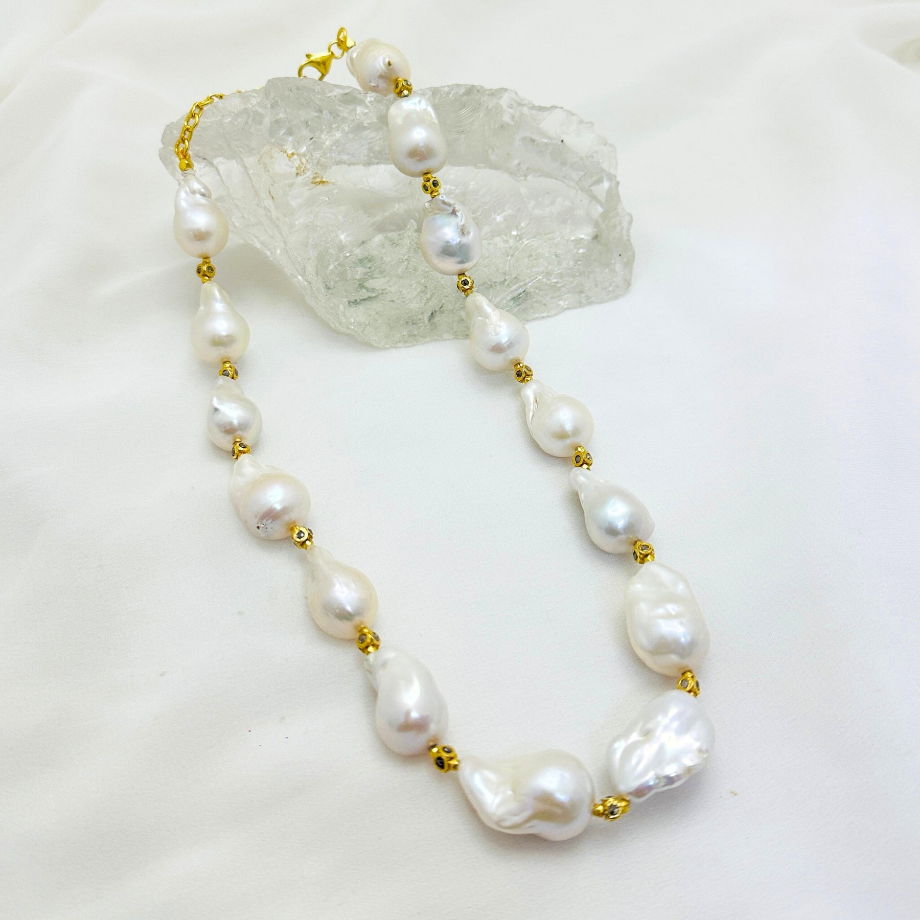 Utipti 18K Gold Plated Silver 925 Baroque Pearl & Diamond Necklace