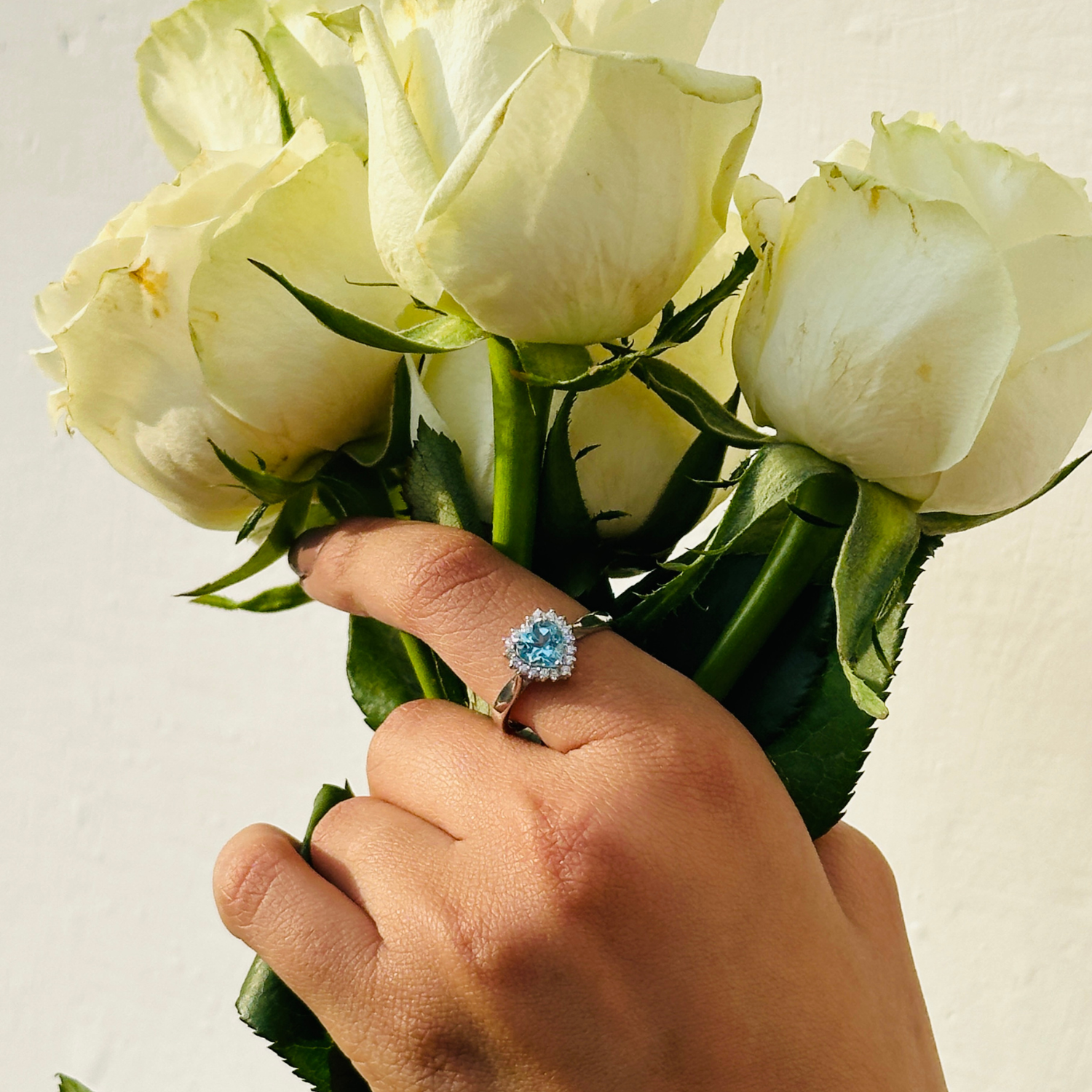 Modern stylish 925 Silver Blue Topaz Heart shaped Ring