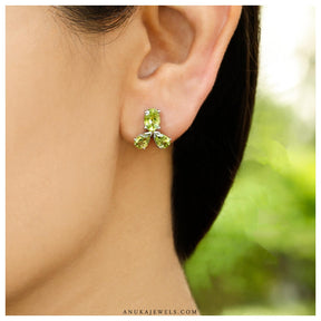 buy silver earrings, sterling silver earrings, buy peridot earrings, peridot jewelry, green earrings, peridot studs, green studs, silver studs